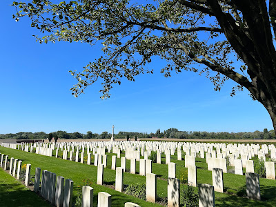Cambrin Military Cemetery à Cambrin
