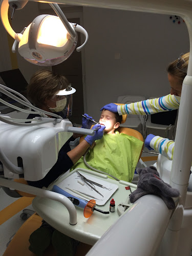 Hozzászólások és értékelések az ÉrDental - fogászat, fogorvos, szájsebészet, foghúzás, fogpótlás, Érd-ról