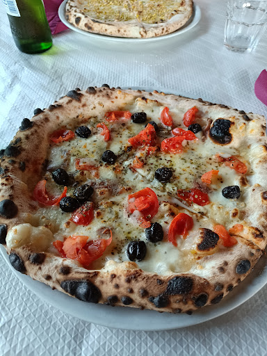 Pizzeria ai cinque castelli in Pietramelara, Provincia di Caserta