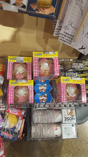 Clothing Store «Tillys», reviews and photos, 1641 E Monte Vista Ave, Vacaville, CA 95688, USA