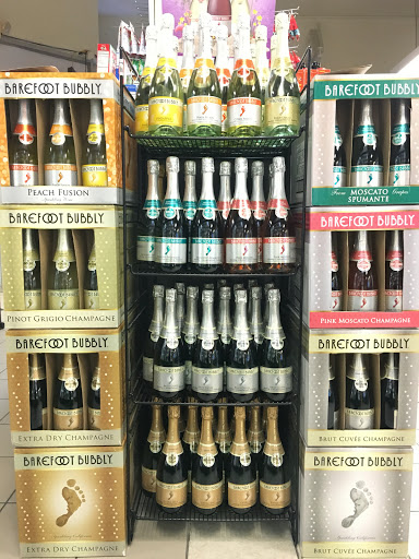 Liquor Store «Tourist Convenience: Liquor Store», reviews and photos, 240 W Wells St, Milwaukee, WI 53203, USA