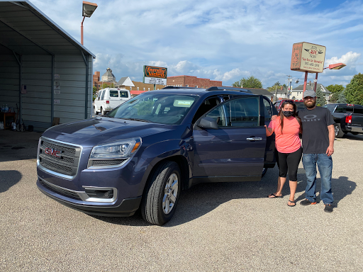 Used Car Dealer «J & M Auto Sales», reviews and photos, 400 S Lebanon St, Lebanon, IN 46052, USA