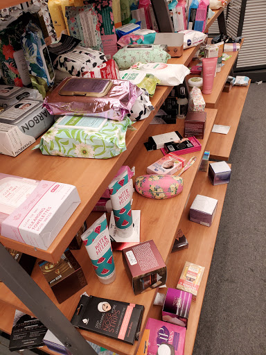 Clothing Store «Burlington Coat Factory», reviews and photos, 1025 W Patrick St, Frederick, MD 21702, USA