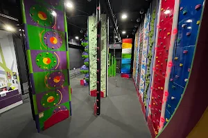 Clip 'N Climb Central Coast image