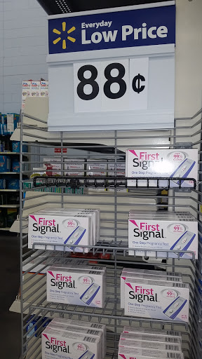 Department Store «Walmart Supercenter», reviews and photos, 415 Industrial Ave, Grinnell, IA 50112, USA