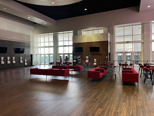 Movie Theater «Cobb Theatres», reviews and photos, 11701 Lake Victoria Gardens Ave #1201, Palm Beach Gardens, FL 33410, USA