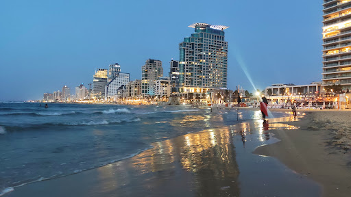 Aviv Beach