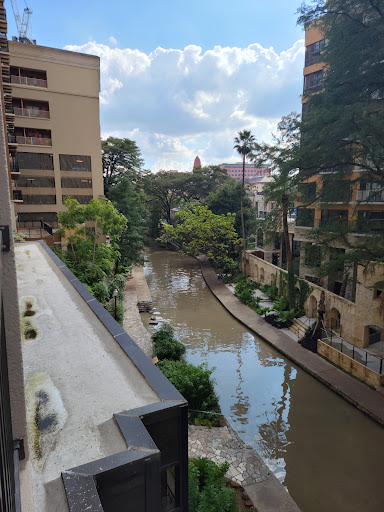 Holiday Inn San Antonio-Riverwalk, an IHG Hotel