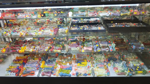 Tobacco Shop «Smokeyz Smoke Shop», reviews and photos, 410 Euclid St #7, Anaheim, CA 92802, USA