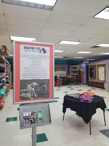 Pet Supply Store «Healthy Pet Natural Pet Care Market», reviews and photos, 2620 N Farnsworth Ave, Aurora, IL 60502, USA