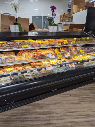 Grocery Store «Robert Fresh Market», reviews and photos, 7355 Highland Rd, Baton Rouge, LA 70808, USA