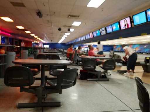 Bowling Alley «Brunswick Zone Upland Lanes», reviews and photos, 451 W Foothill Blvd, Upland, CA 91786, USA