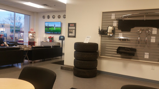 Chevrolet Dealer «Kelsey Chevrolet», reviews and photos, 1105 E Eads Pkwy, Greendale, IN 47025, USA