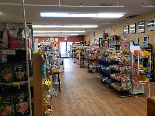 Pet Supply Store «Leash On Life», reviews and photos, 432 IA-1, Iowa City, IA 52246, USA