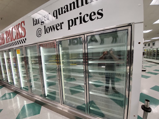 Grocery Store «Schnucks», reviews and photos, 110 Carlyle Plaza Dr, Belleville, IL 62221, USA