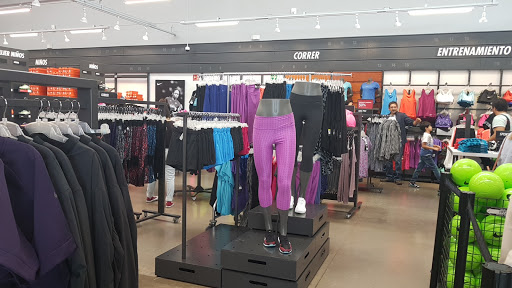 Nike Factory Store León