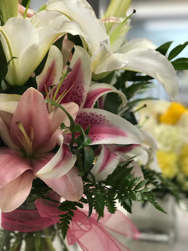 Florist «The Plant Peddler Flower Shoppe, INC», reviews and photos, 261 N Anderson Rd, Rock Hill, SC 29730, USA