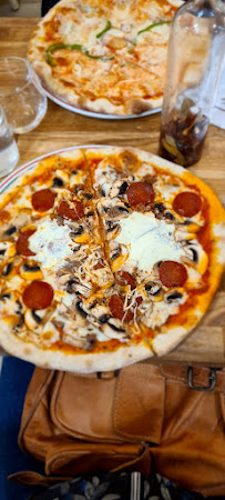 Pizza du Pizzeria Bari à Paris - n°13