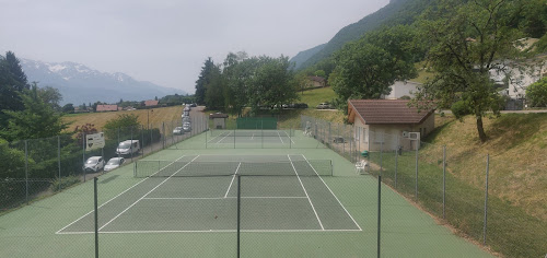 Court de tennis Tennis Club Saint-Vincent-de-Mercuze