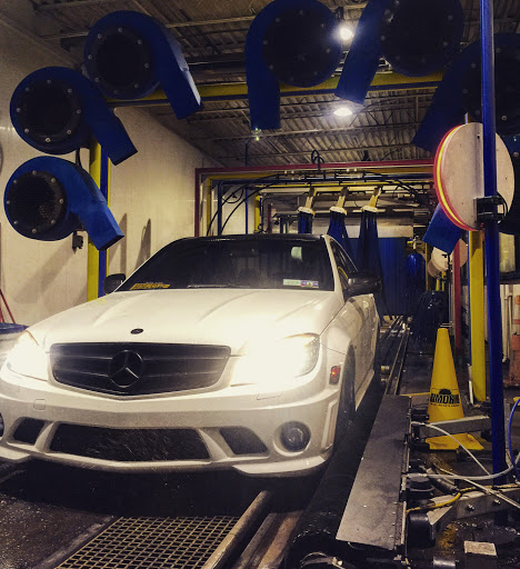 Car Wash «Wash N Roll Car Wash & Auto Repair», reviews and photos, 120 W Suffolk Ave, Central Islip, NY 11722, USA