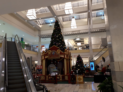 Shopping Mall «St. Clair Square», reviews and photos, 134 St Clair Square, Fairview Heights, IL 62208, USA