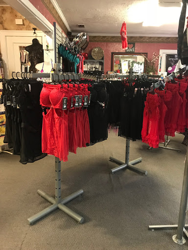 Lingerie Store «Black Lace Lingerie & Gifts», reviews and photos, 614 Baytree Rd, Valdosta, GA 31602, USA