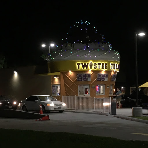 Ice Cream Shop «Twistee Treat Tidwell», reviews and photos, 7500 W Tidwell Rd, Houston, TX 77040, USA
