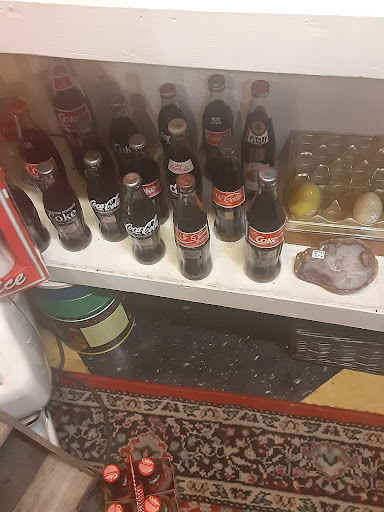 Thrift Store «Little Shop of Hoarders», reviews and photos, 2251 Main St, Springfield, OR 97477, USA