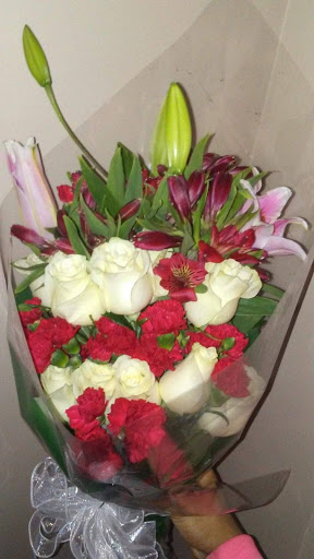 Florist «Thrifty Florist», reviews and photos, 26989 Woodward Ave, Huntington Woods, MI 48070, USA