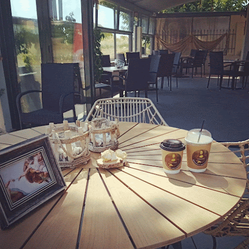 GALLERY COFFEE HOUSE