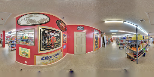 Liquor Store «Holiday Wine & Spirits», reviews and photos, 112 S Royal Oaks Blvd, Franklin, TN 37067, USA