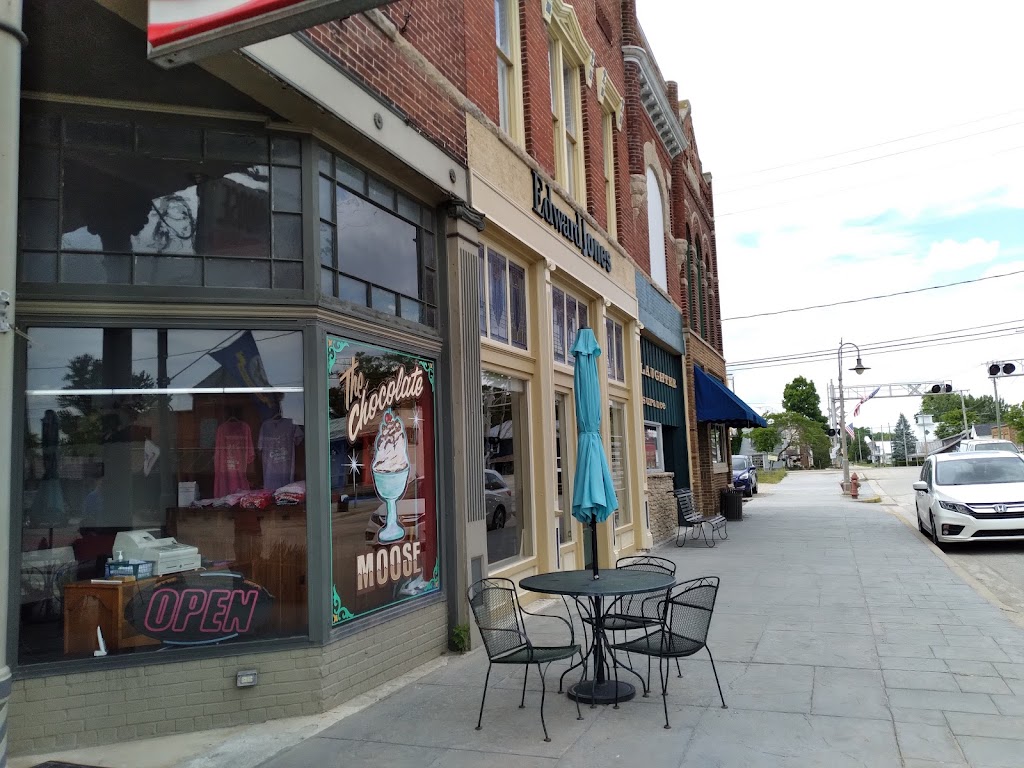 The Chocolate Moose 47340