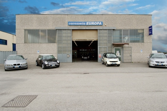 Recensioni di Carrozzeria Europa Ravenna a Ravenna - Agenzia di noleggio auto