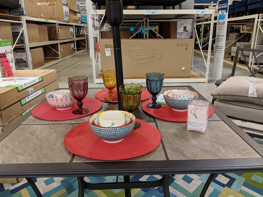 Home Goods Store «At Home», reviews and photos, 5901 Mercury Dr, Dearborn, MI 48126, USA