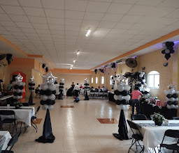 Jardin de eventos La Piedra photo