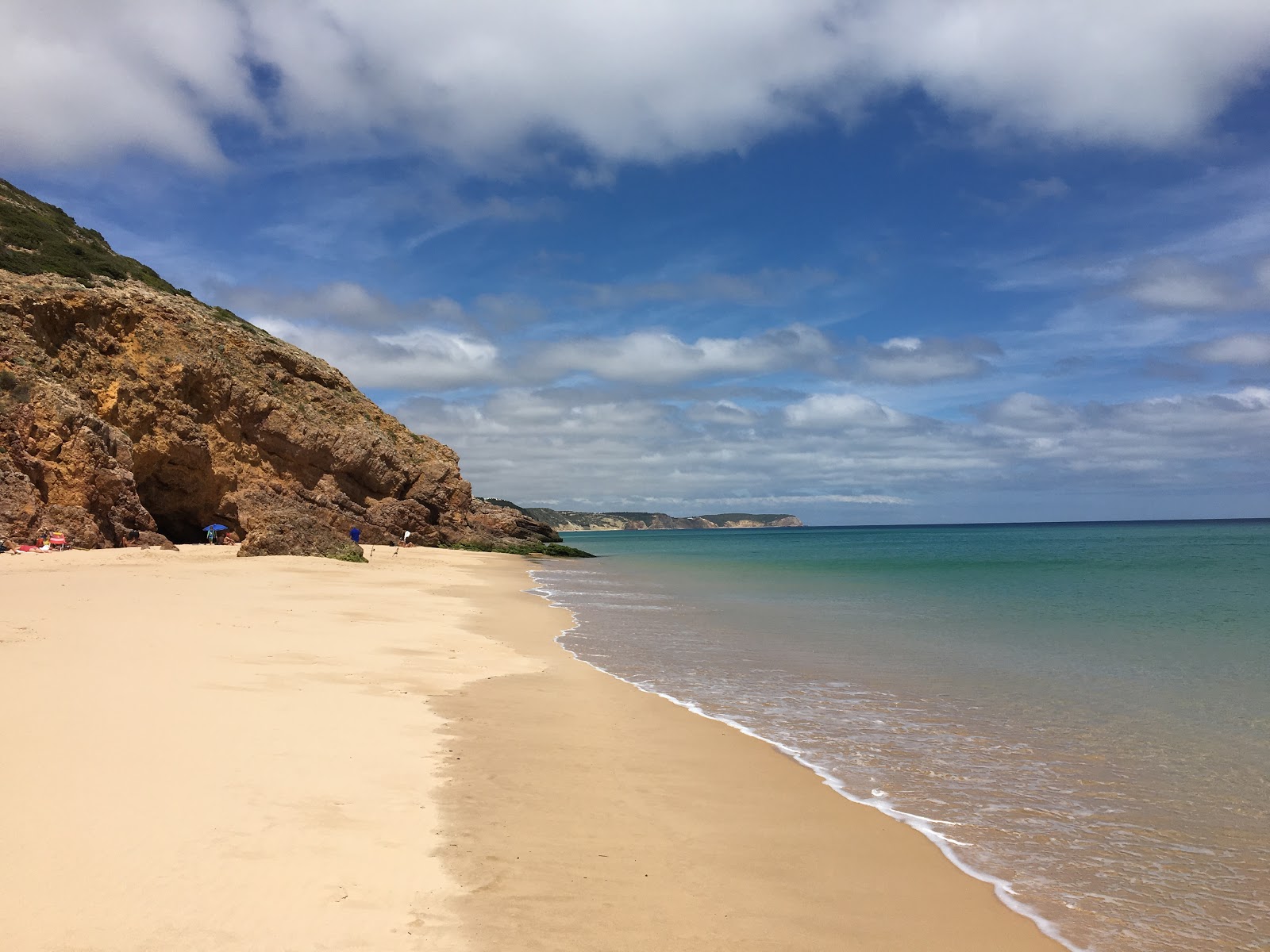 Praia das Furnas'in fotoğrafı - rahatlamayı sevenler arasında popüler bir yer