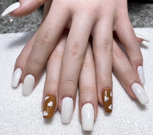 Nail Salon «VV Nails», reviews and photos, 2809 Bickford Ave # G, Snohomish, WA 98290, USA