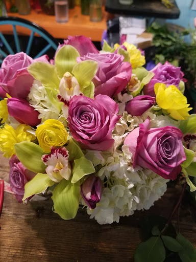 Florist «Fleur De Lis Florist», reviews and photos, 226 N Liberty St # 1, Baltimore, MD 21201, USA