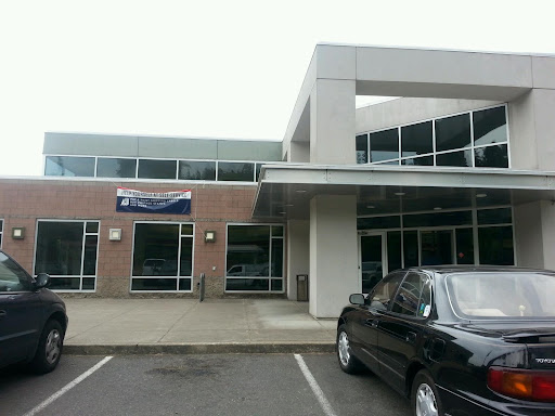 Post Office «United States Postal Service», reviews and photos, 30 E 33rd Ave, Eugene, OR 97405, USA