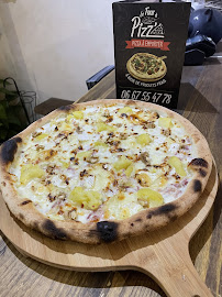 Plats et boissons du Pizzas à emporter Le Four à Pizz' à Barjac - n°1