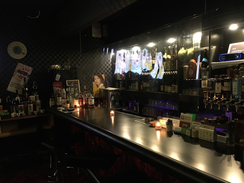 Bar & Cafe 海