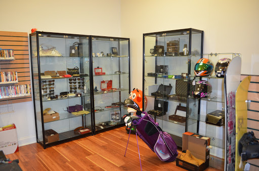 Pawn Shop «Cash in a Flash We Buy Gold and More», reviews and photos, 1709 NJ-35, Oakhurst, NJ 07755, USA