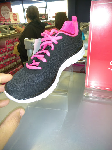 Shoe Store «SKECHERS Factory Outlet», reviews and photos, 711 W 2nd St, San Bernardino, CA 92410, USA