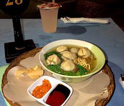 Warung Senggol GIK photo