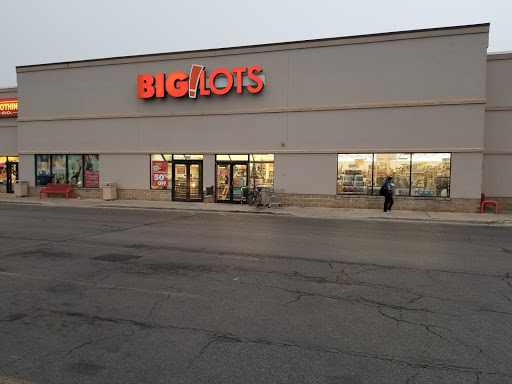 Discount Store «Big Lots», reviews and photos, 4628 W Diversey Ave, Chicago, IL 60639, USA