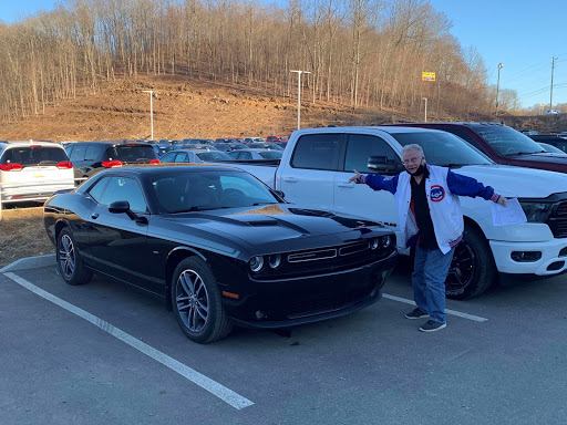 Car Dealer «Friendship Chrysler Jeep Dodge RAM», reviews and photos, 2638 W State St, Bristol, TN 37620, USA