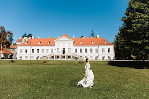 Schloss Miller-Aichholz - Europahaus Wien