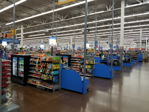 Department Store «Walmart Supercenter», reviews and photos, 1351 Veterans Pkwy, Clarksville, IN 47129, USA