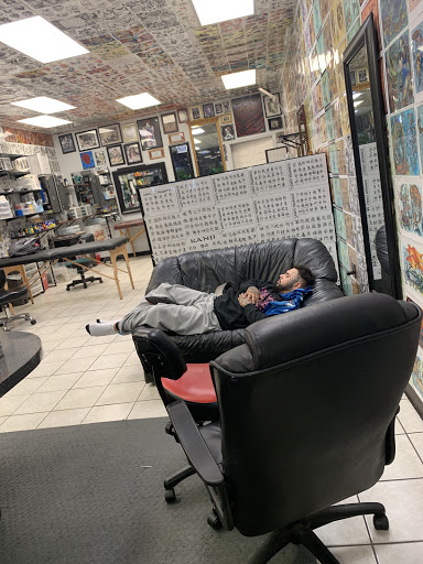 Tattoo Shop «Late Nite Tattoos», reviews and photos, 25602 I-45, Spring, TX 77386, USA