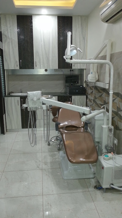 Lamba Dental Clinic & Implant Centre